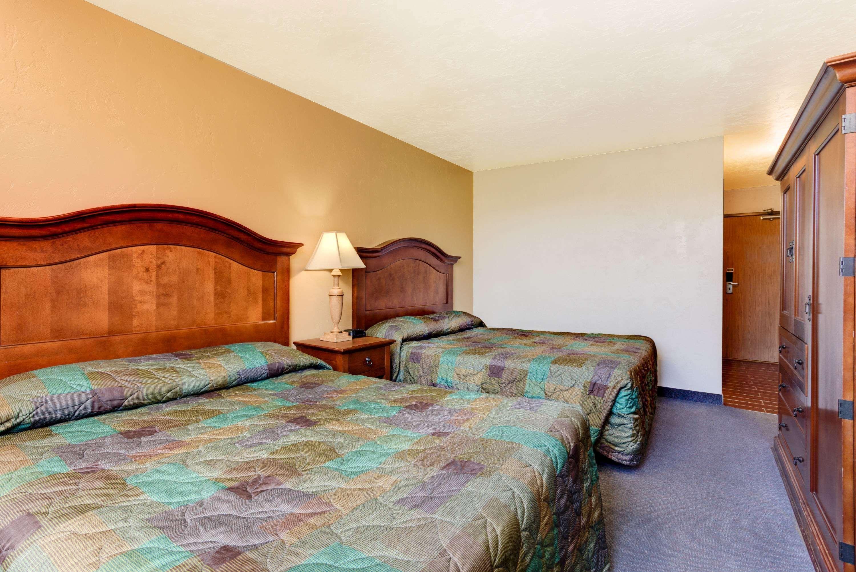 Super 8 By Wyndham Klamath Falls Zewnętrze zdjęcie
