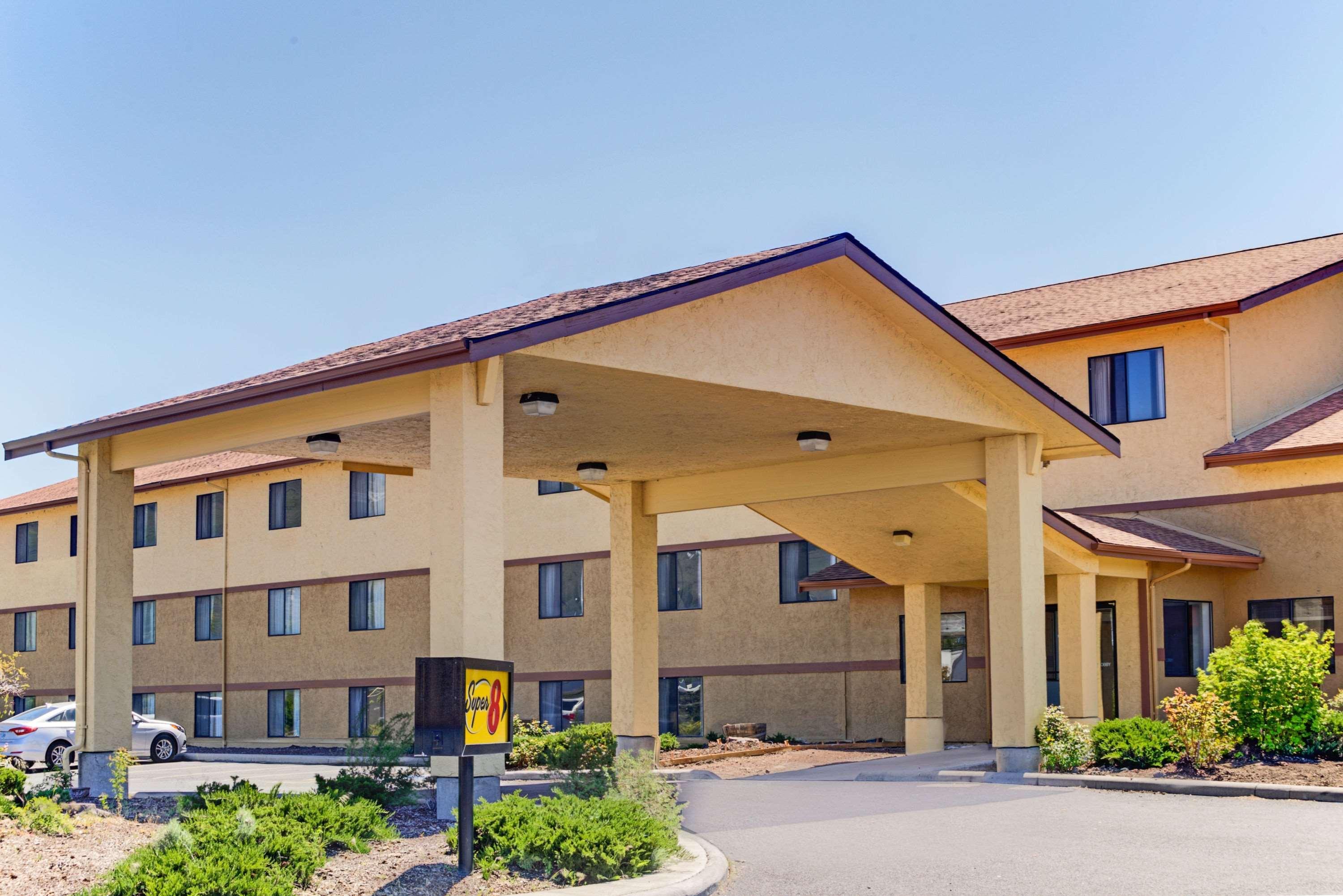 Super 8 By Wyndham Klamath Falls Zewnętrze zdjęcie