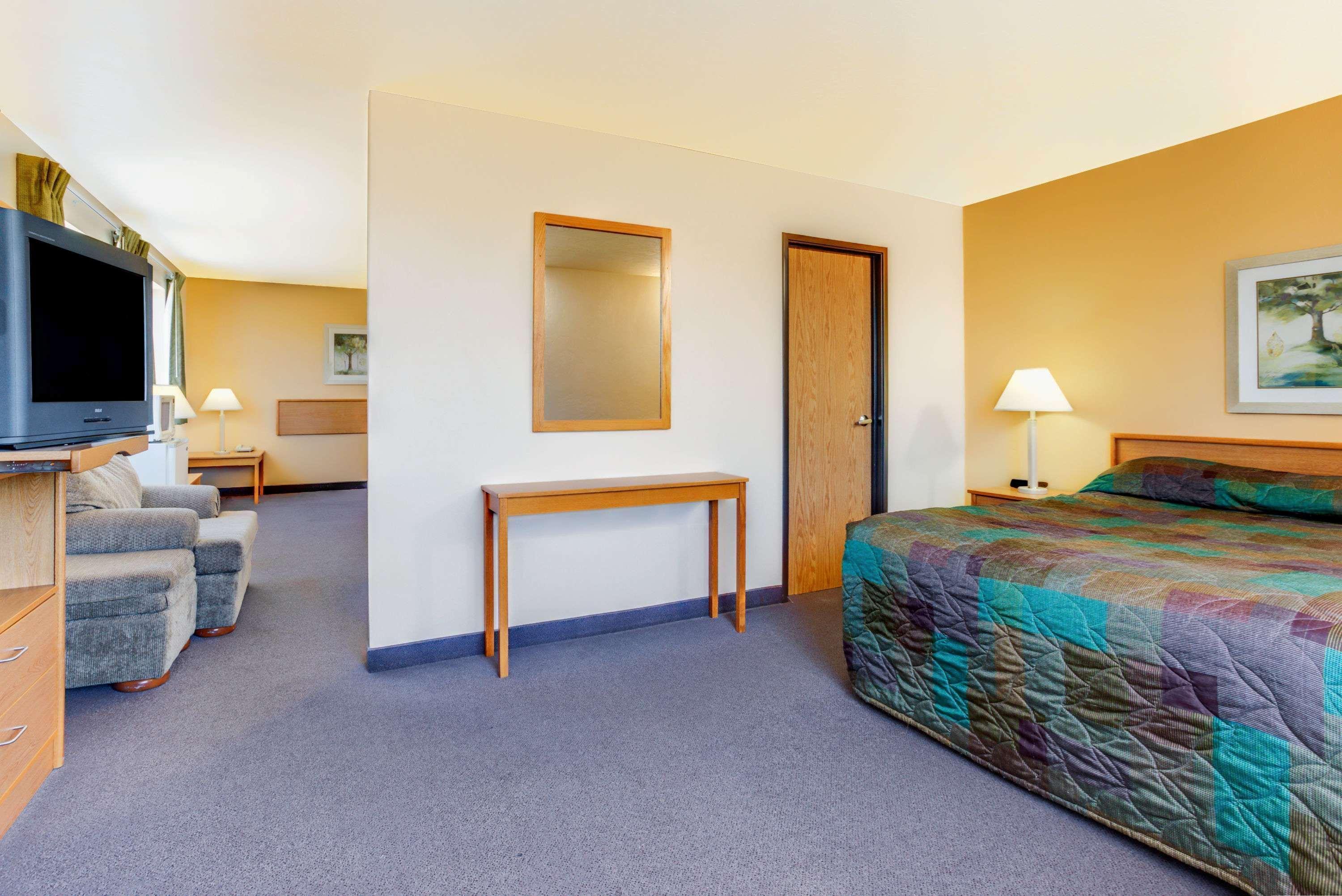 Super 8 By Wyndham Klamath Falls Zewnętrze zdjęcie