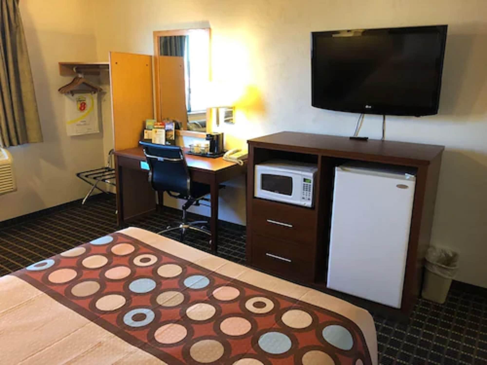 Super 8 By Wyndham Klamath Falls Zewnętrze zdjęcie