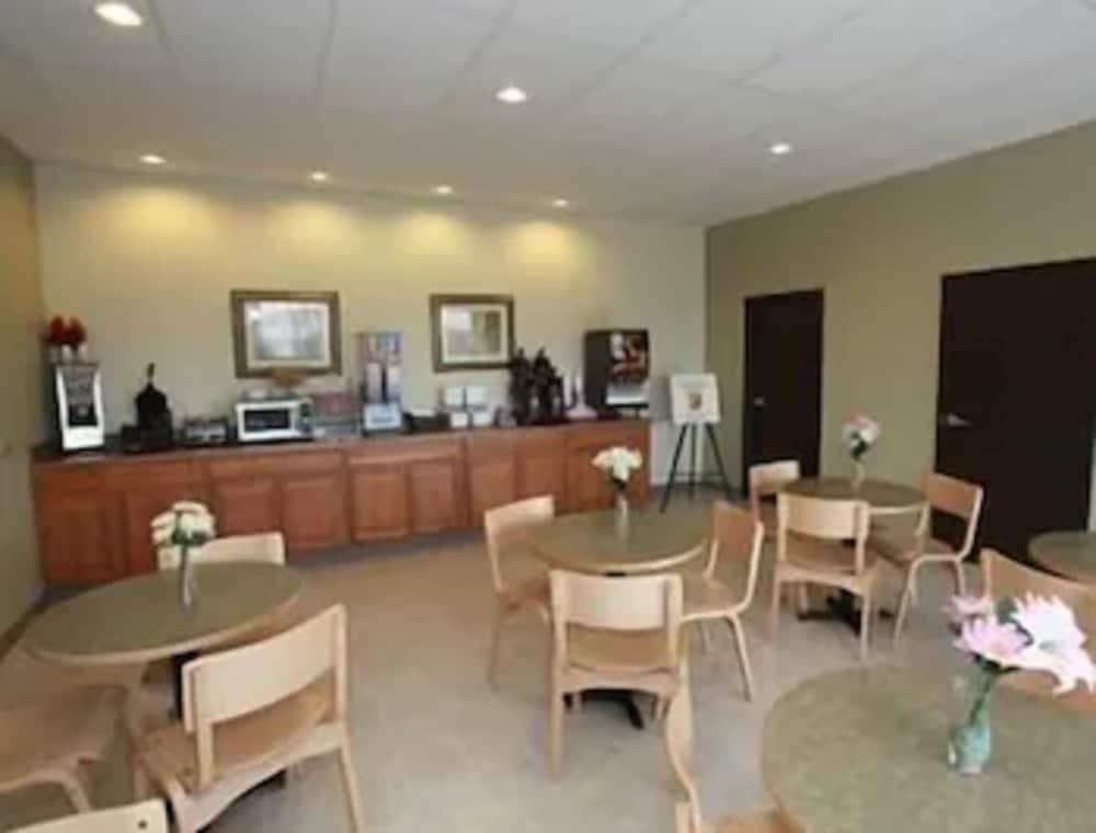 Super 8 By Wyndham Klamath Falls Zewnętrze zdjęcie